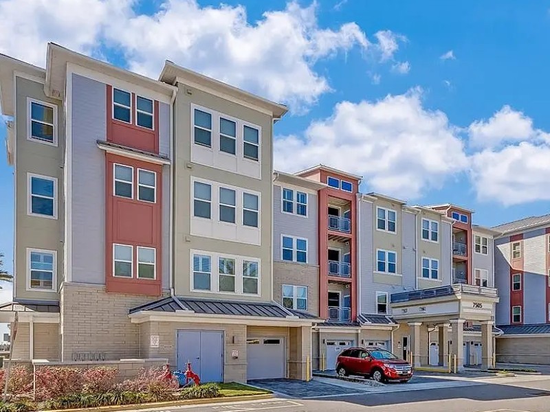 7573 Laureate Boulevard - Florida - Orlando - 32827